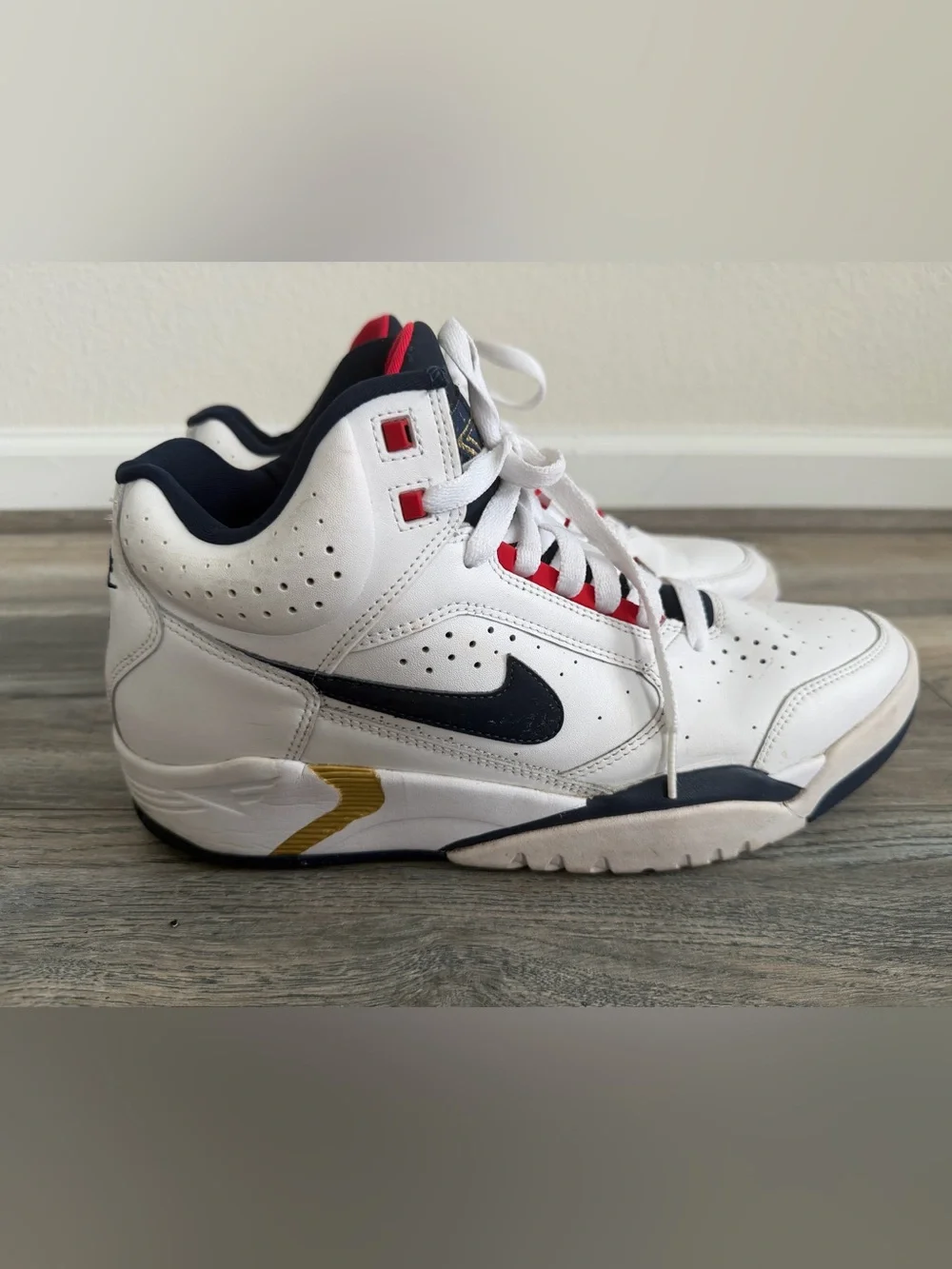 Nike Air Flight Lite Mid 